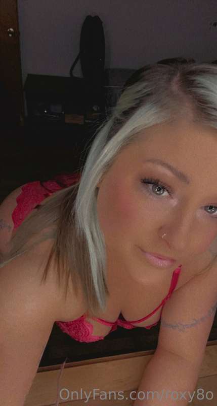 Roxy8O - Onlyfans - 26 Jul, 2023 19