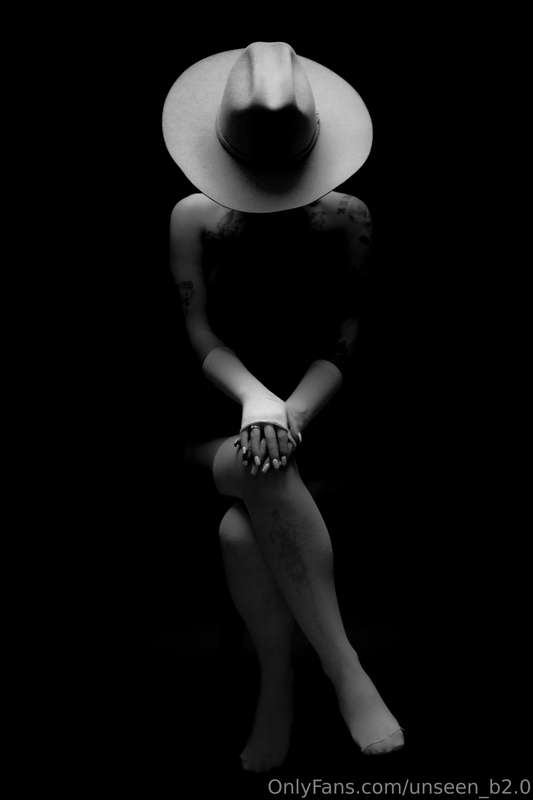 I had an amazing shoot look how creative these pictures are!.. 7