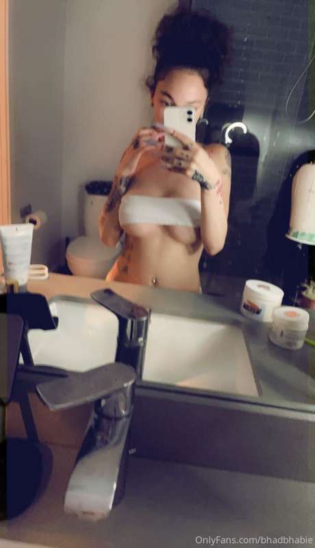 first 1000 people that DM me da word Bhabie gettin sumthin s..