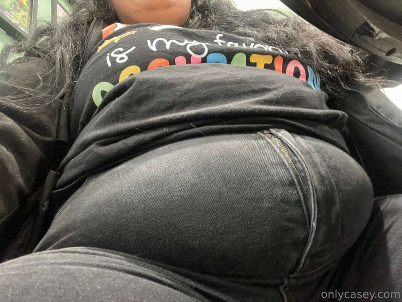 Showing off my big belly at work 🙈🙈 Guess who I’m getting di..