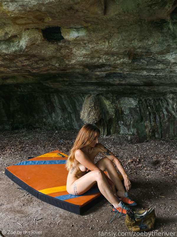 Zoebytheriver - Fansly - 14 Sep, 2021