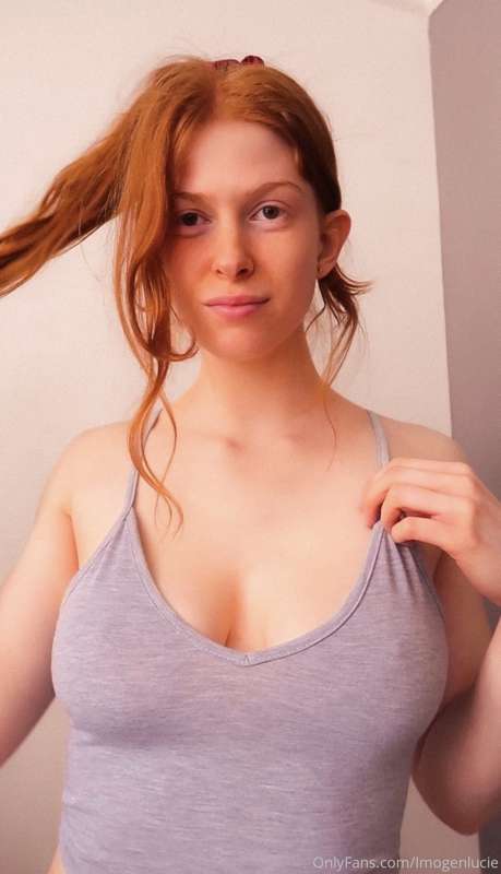 What do we prefer, natural pokies or push up?🌸💕 2