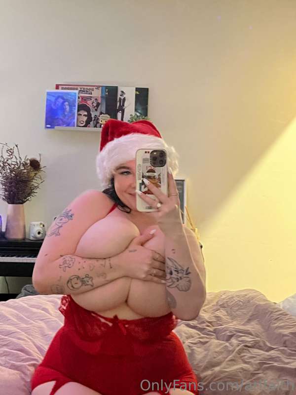 can I pretty please have ur candy cane?
