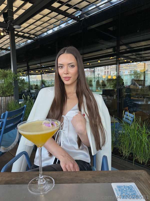 Out of all the alcohol, I always prefer cocktails🍹✨ They’re ..