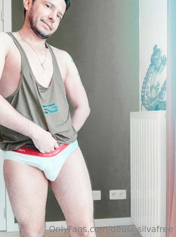 Naughty boy with a hot dick!🍆😉