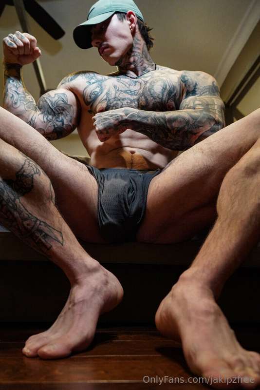 Let me know you who’s boss 😤…Cum play w/me 🔞👉@Jakipz Onlyfan..