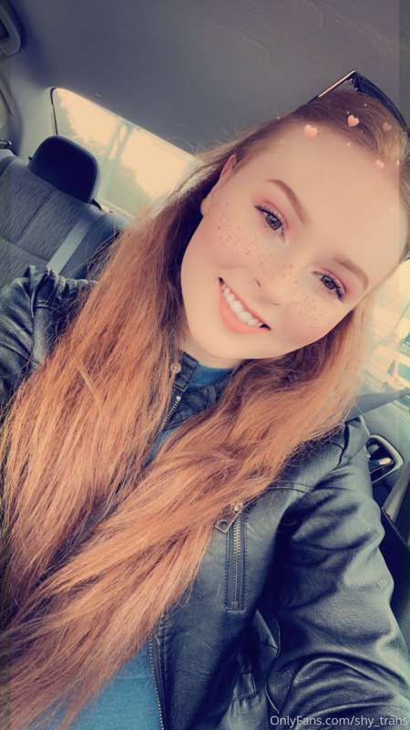 Selfies? 🥺 for those are you that aren’t on my snap haha 3