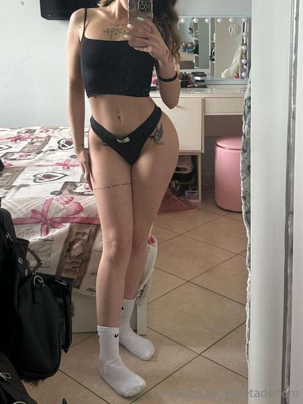 Che fai amo?Io sono online e ti sto aspettando 😌🔞