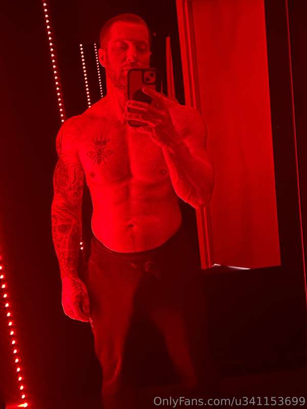 Red light therapy  2