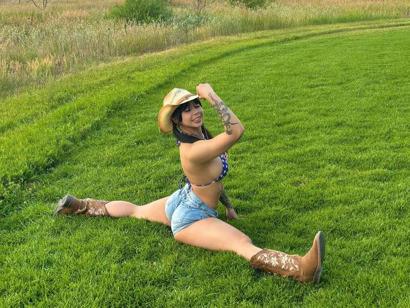 new character unlocked: cowgirl tabi 🤭