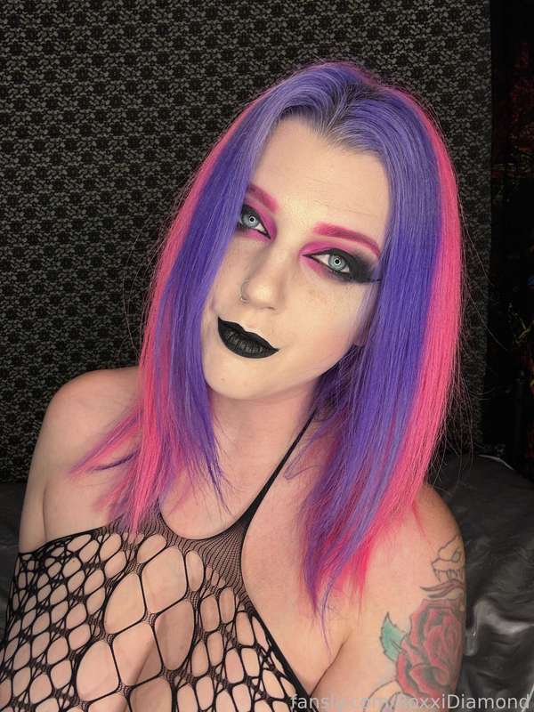 Roxxidiamond - Fansly - 17 Sep, 2024 32