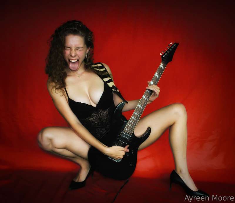 Rock 'n Roll, baby! 🤘🎸 Ready to shred the night away togethe..