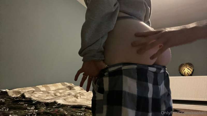 🍑 3