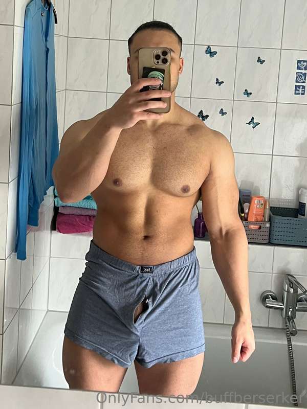 Buffberserker - Onlyfans - 18 Mar, 2023