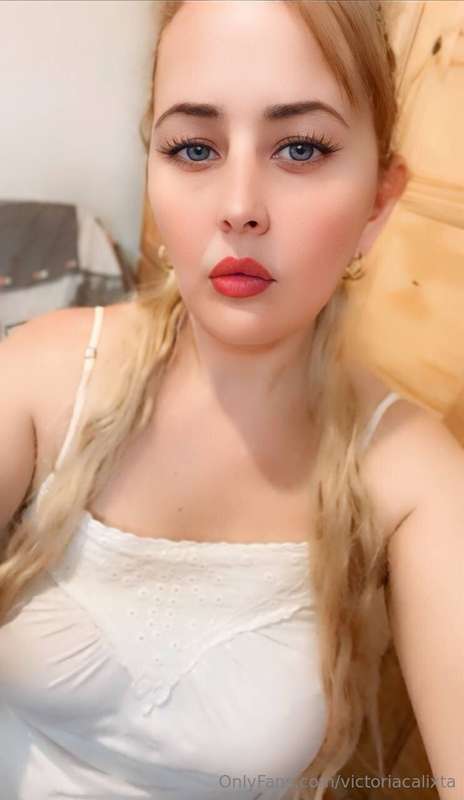Hello daddy vcall or sexting???