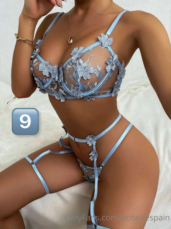 I need your help‼️  Almost all underwear is black!! 😱  I wan.. 8