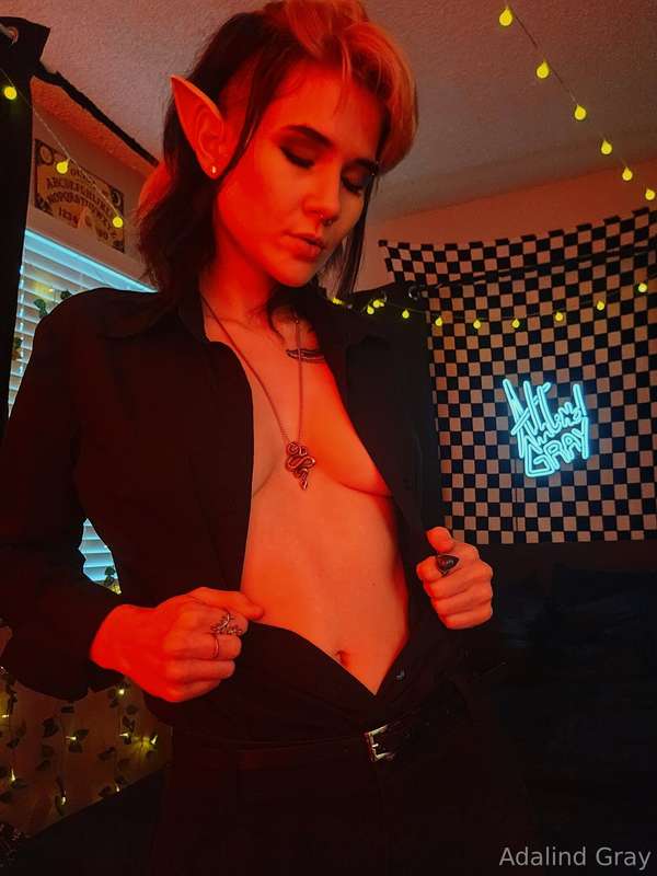 🧛🏻‍♀️