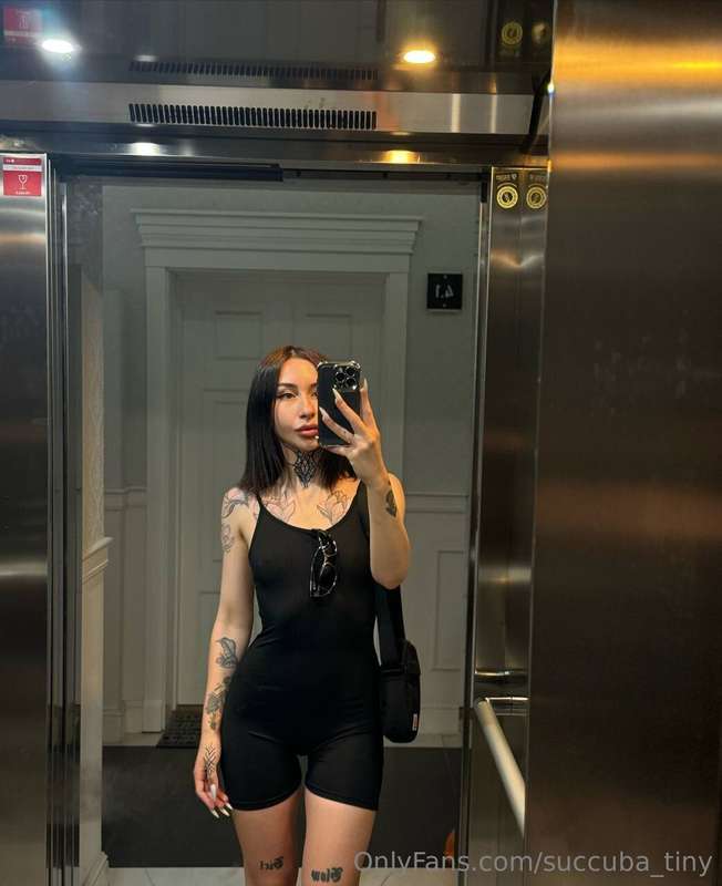 Hello friends, it's me, Alice, your succubus. Today was a sp..