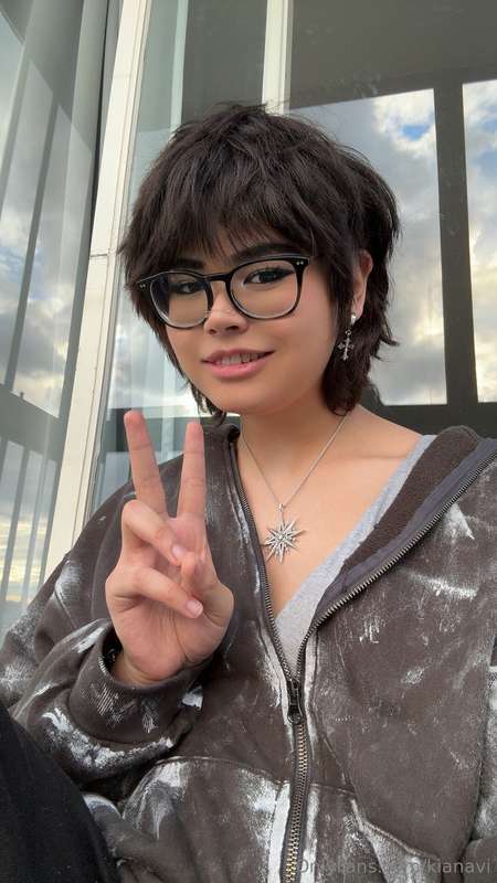 Some pics I took today while I was out with my friend. ^_^  .. 6