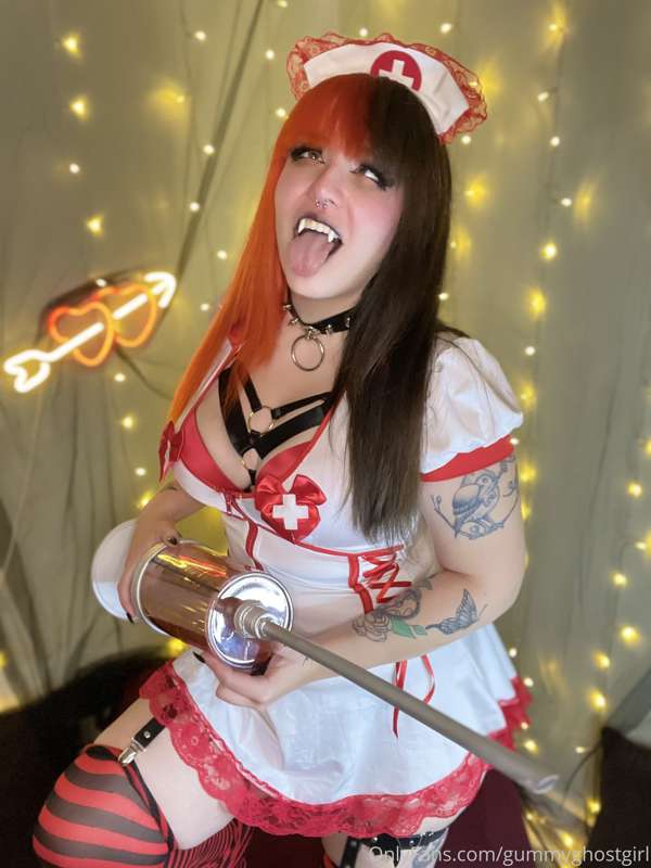 Bringing back the vampire nurse! 💉 I hope you all like the n.. 4