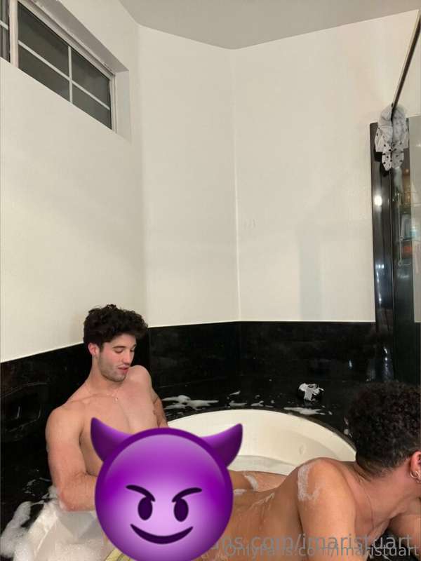 dont you wanna see me getting railed from behind in the bath..