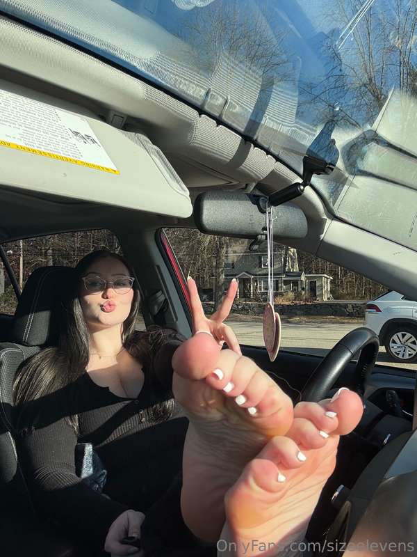 Had a sub drop me off my fav sandwich, some cash, and take s.. 23