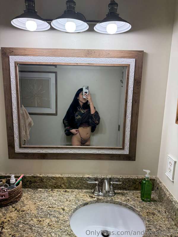 Andiipoopsvip - Onlyfans - 24 Mar, 2025