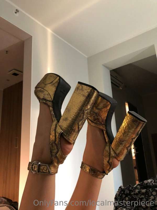 Heels👠 is my weaknnes 1