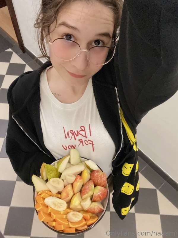 what are your favorite fruits? 💛 @naaami