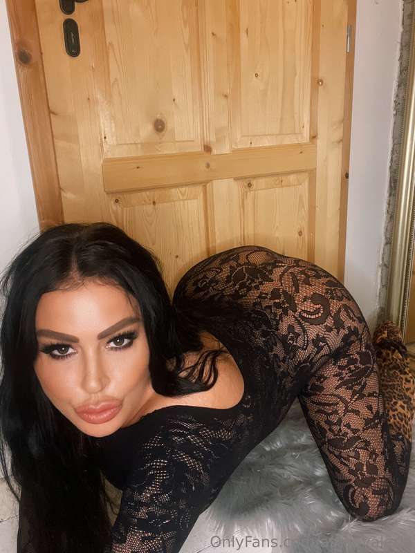 Astonvaleria - Onlyfans - 09 Jan, 2025 7