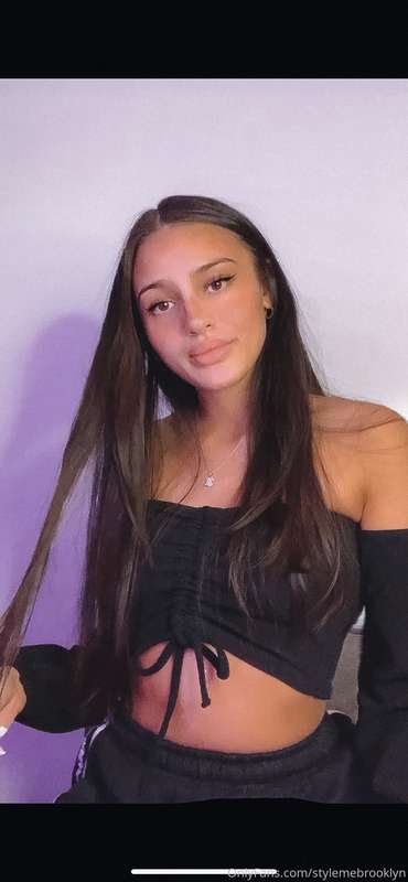 hiii babes 💞💞  Here are a few of my black tops that I like t.. 4