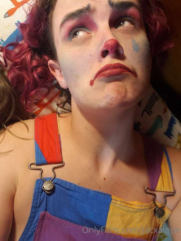 Did a sad clown look and decided sad clowns deserve to feel .. 18