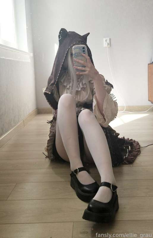 Ellie_Grau - Fansly - 13 Apr, 2024
