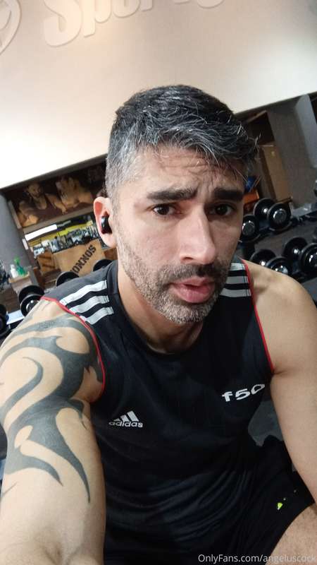 Today you start training very early !!   Good day to all!! 🔥..