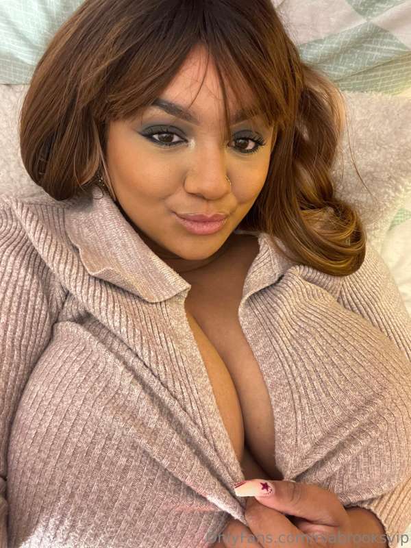 Welcome to my VIP page!! 💘 bare with me as I load this page .. 1