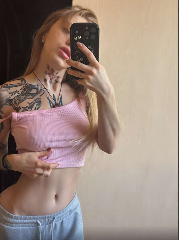 🔥𝗙𝗥𝗘𝗘 𝗢𝗡𝗟𝗬 𝗡𝗢𝗪🔥Blondy darling is waiting for your message😇@e..
