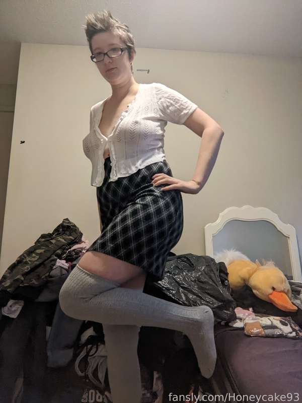 Honeycake93 - Fansly - 04 Oct, 2022 7