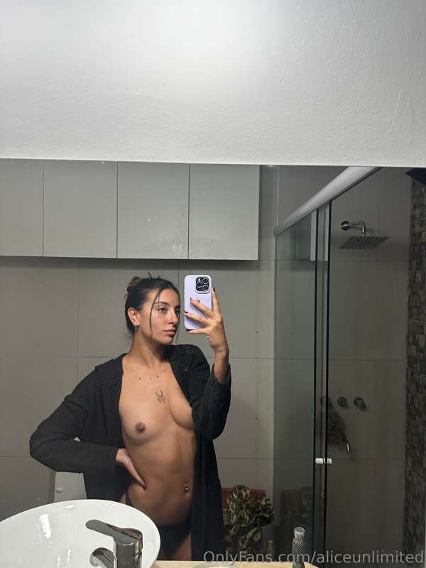 Be a good boy and open this slowly😍