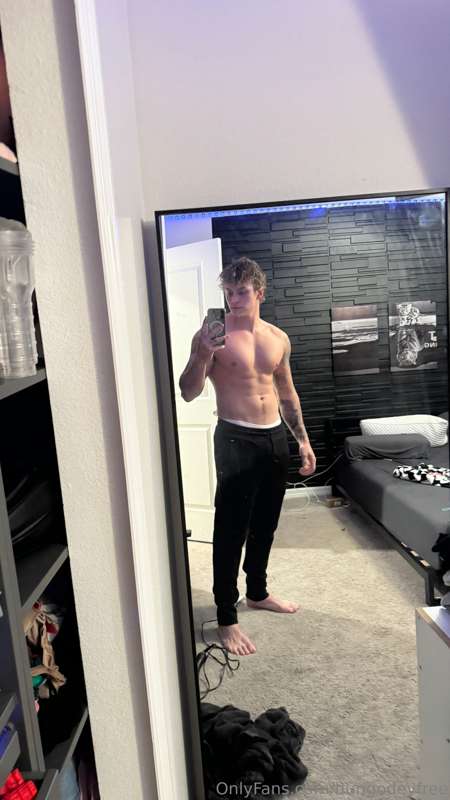 Hungodeyfree - Onlyfans - 20 Jan, 2024