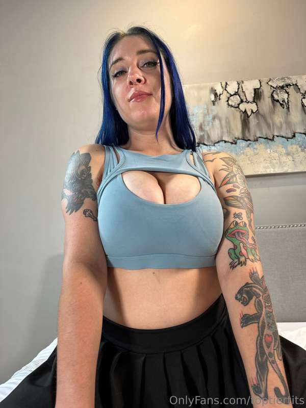 Titfuck Endurance Training #5 - Photo Set 1Model: @ariquinn2.. 14