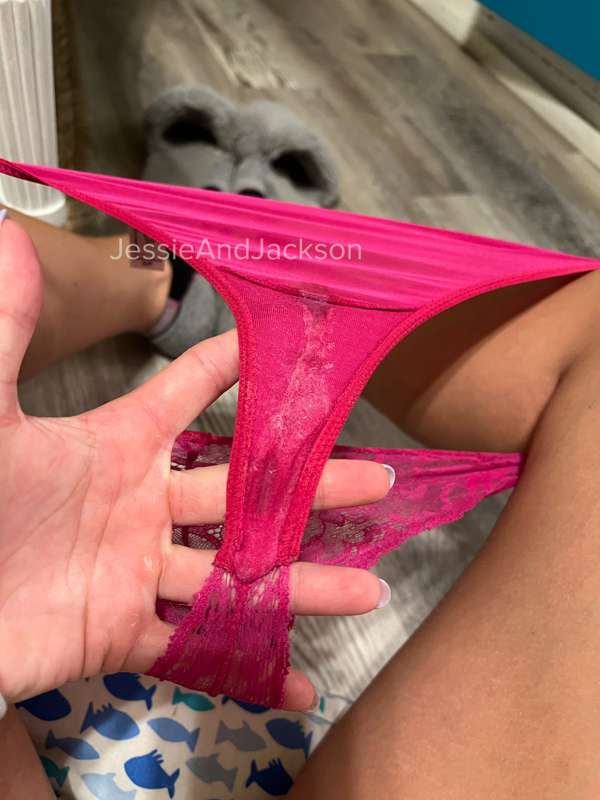 **2 Creampies + Dirty panties**
Jackson gave me 1 creampie a.. 7