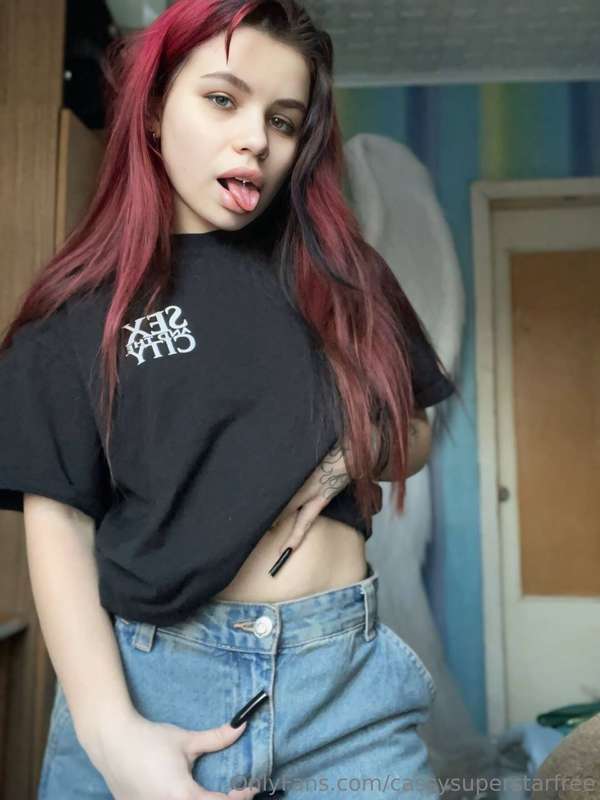 💗 This demure @liki_blue waiting to be seduced 😍 Get pussy w..