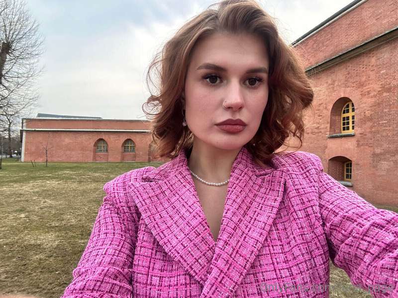 When you take selfies, it feels like the whole world has fro..