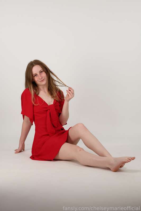 Chelseymarieofficial - Fansly - 04 May, 2025 16