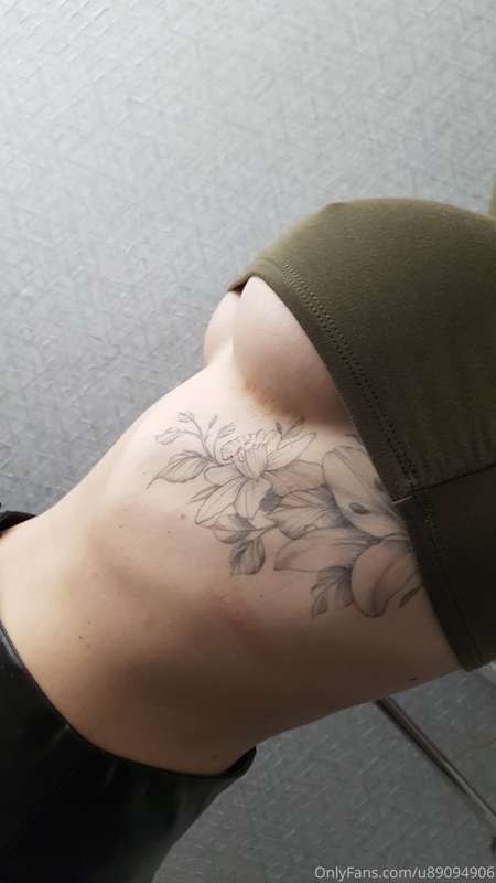 Give me challenges! I'm a hotwife and would love to hear you..