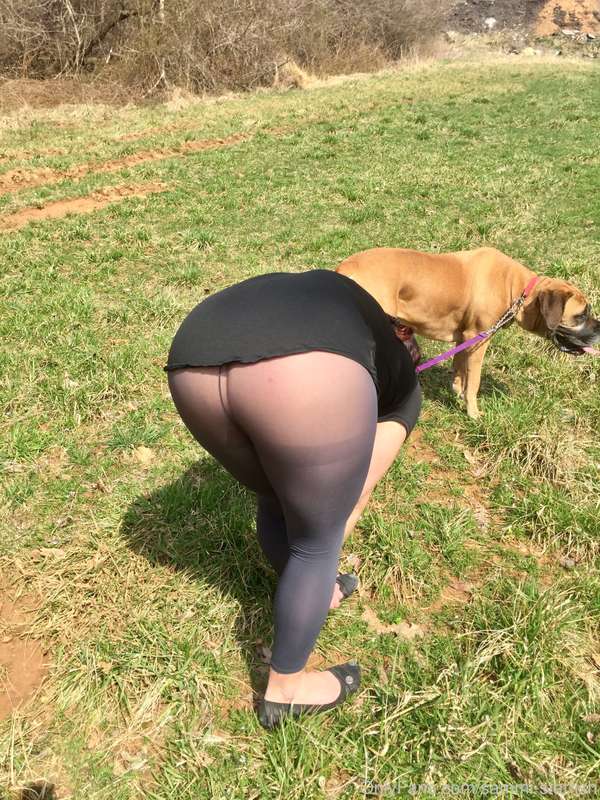 Here’s the next 20 pics. I like flashing my big booty in pub.. 8