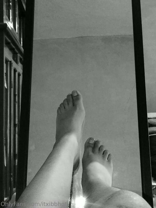 Black and white 💦 1