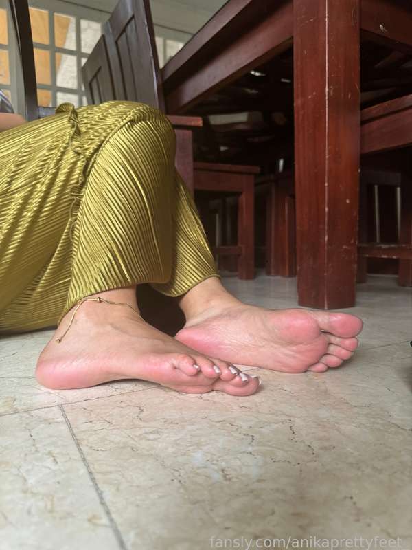 Anikaprettyfeet_ - Fansly - 23 Feb, 2025 9