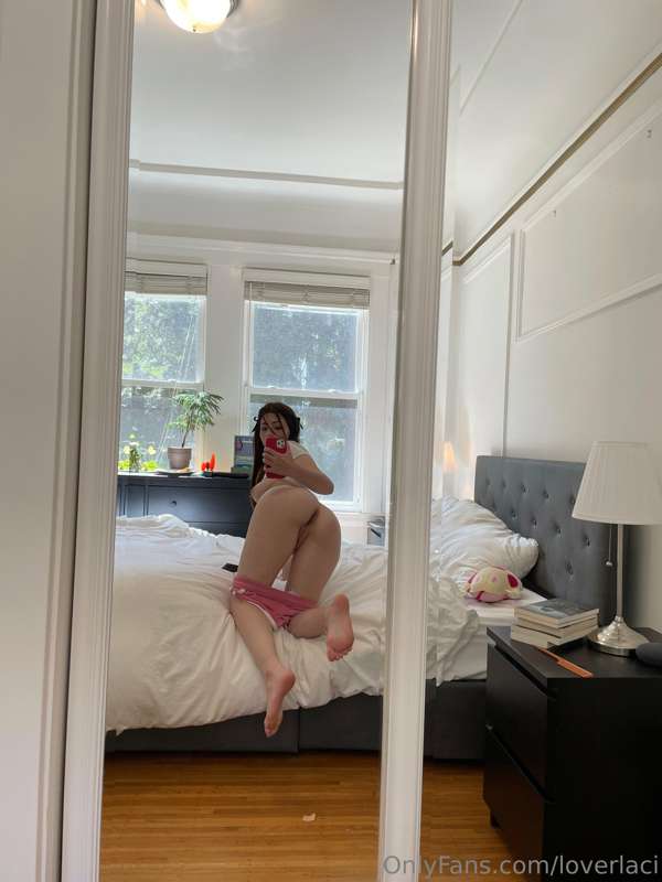 Backshots with the window open? 3