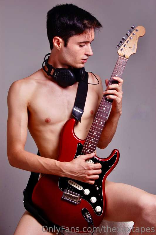 Can I play you something? 😜